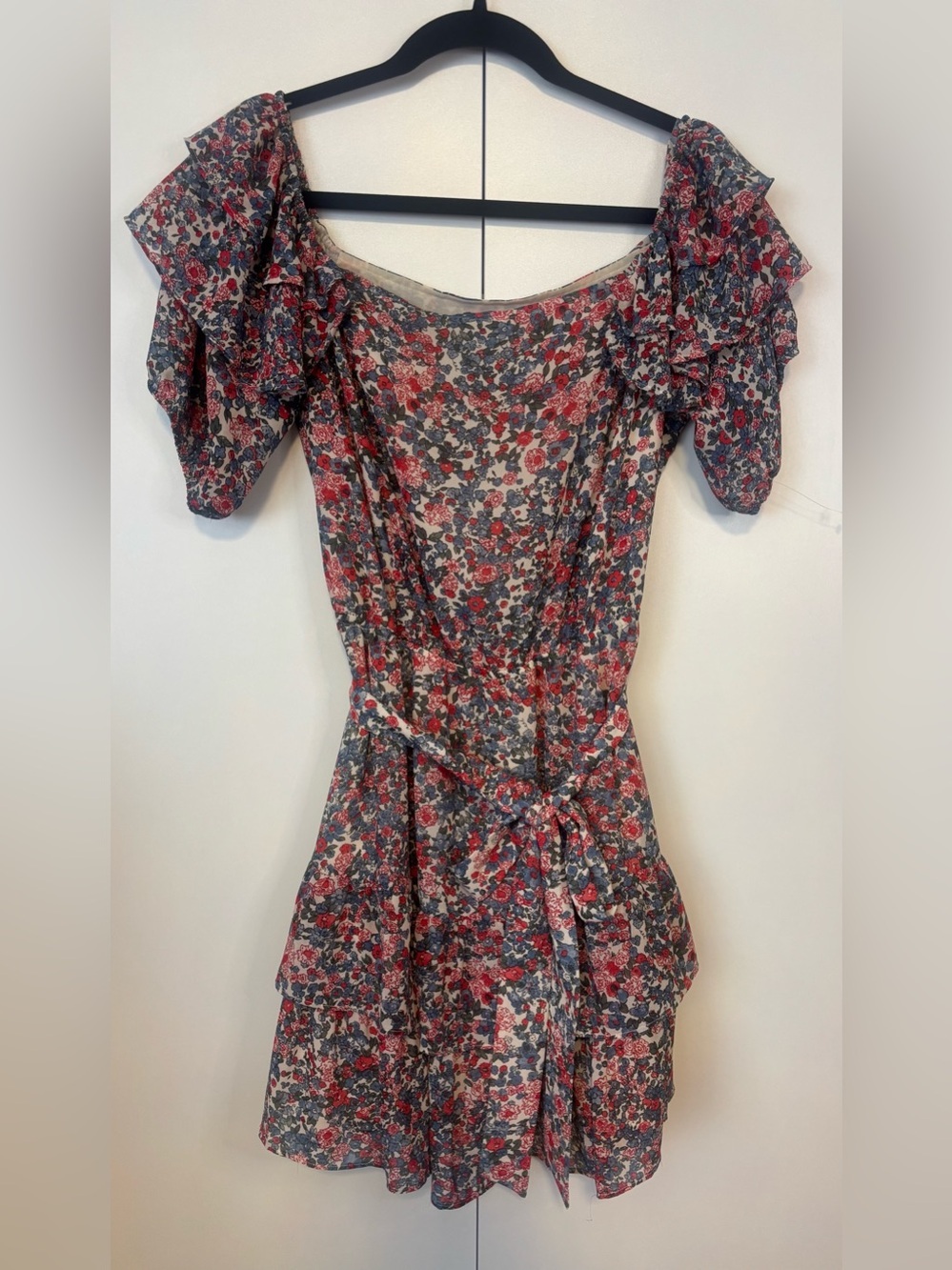Floral mini dress in Cream with Red & Blue Flowers -LIMÉ Collection-Feminine